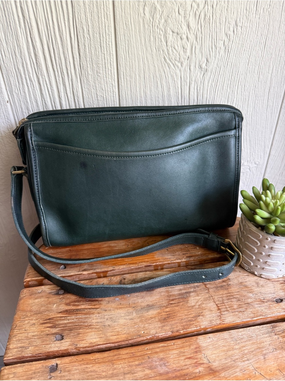 Vintage Coach Taylor Zip Shoulder Bag in Bottle Green - Picture 3 of 8